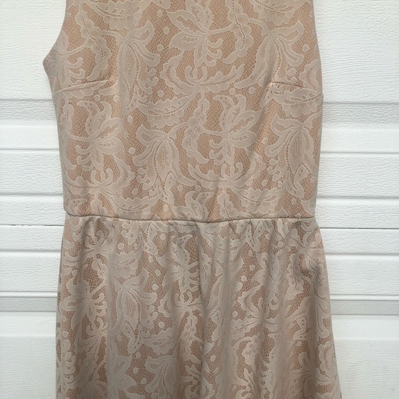 XS Off White Lace Flower Midi Dress - Picture 3 of 7